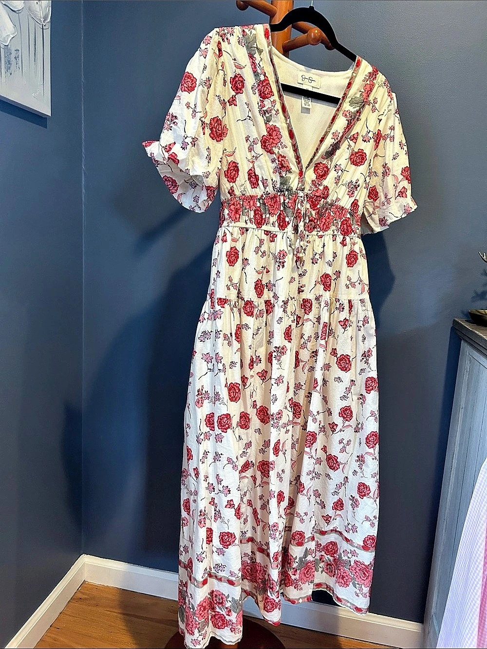 Jessica Simpson Floral Maxi Dress in Cream & Red Size Medium Like New